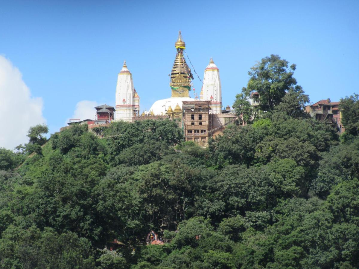 Stupa View Inn Катманду Екстериор снимка