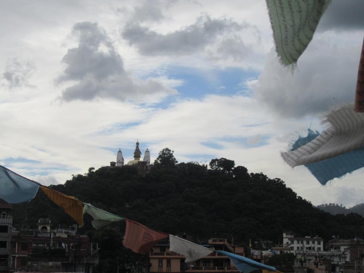 Stupa View Inn Катманду Екстериор снимка
